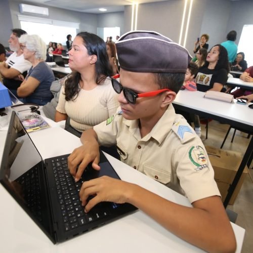 Rede estadual de ensino recebe orientações sobre novo guia do Censo Escolar