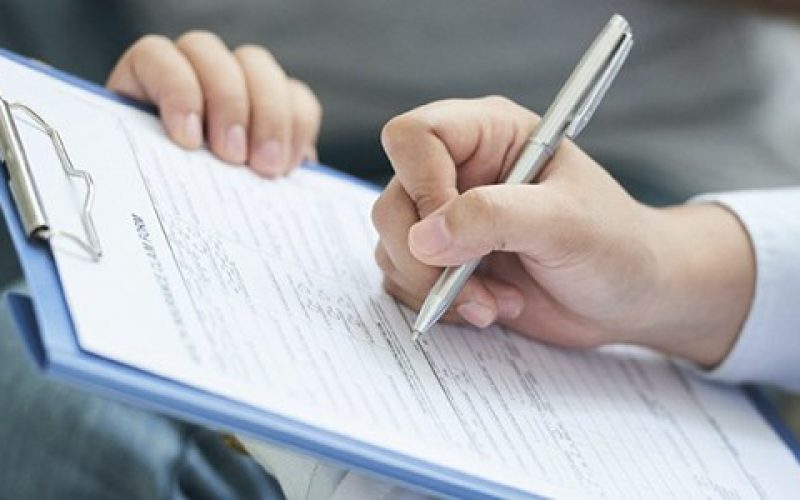 Justiça Eleitoral suspende divulgação de pesquisa e multa instituto Lucro Ativo