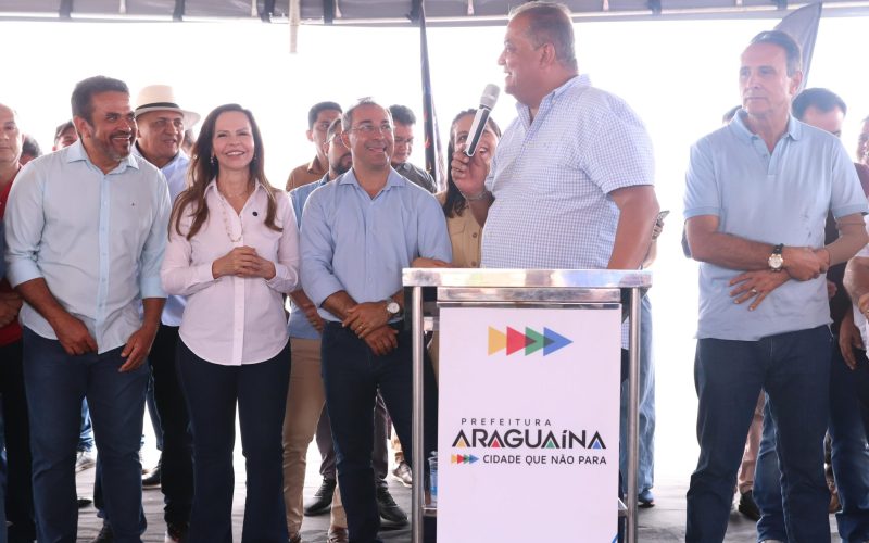 Senador Eduardo Gomes  e prefeitos inauguram   em Araguaína Centro de Canoagem e quadra da UFNT