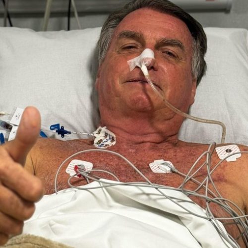 Michelle Bolsonaro: ”Cirurgia continua. Quadro é estável”
