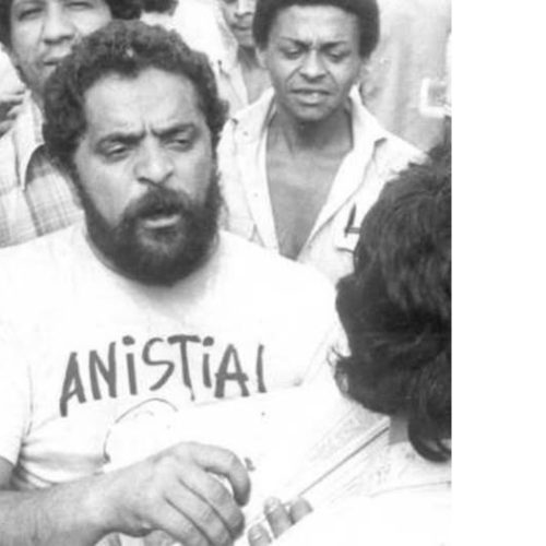 Michelle Bolsonaro posta foto de Lula com camiseta escrita “anistia”