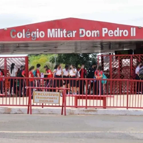 Livro adotado por escola do CBMDF revolta pais: “Podre”