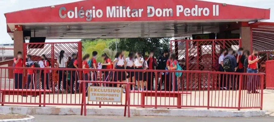 Livro adotado por escola do CBMDF revolta pais: “Podre”