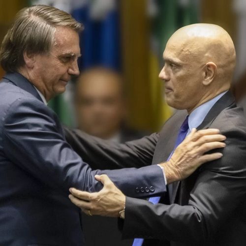 Bolsonaro associa turma do STF a ‘câmara de gás’ e diz que pode morrer na prisão