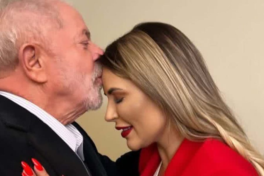 Deolane Bezerra se diz arrependida de ter votado em Lula
