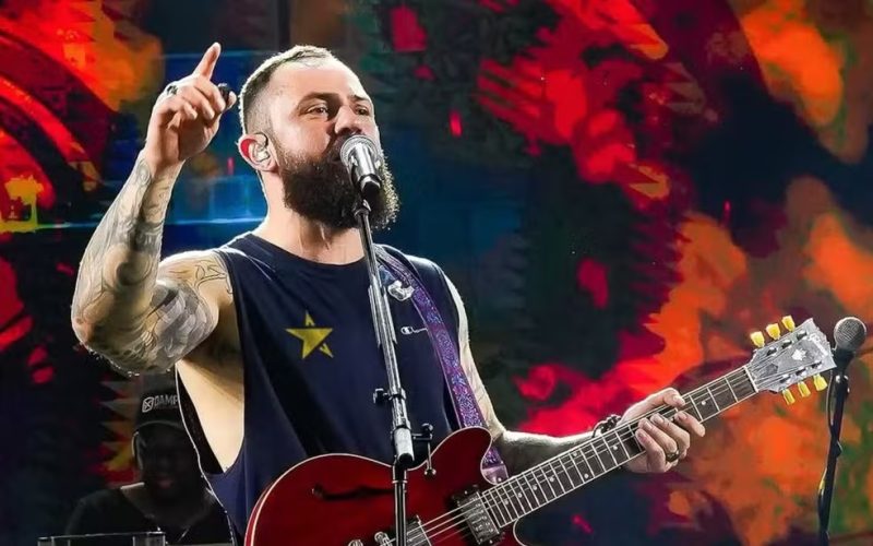 Mateus, da dupla com Jorge, passa por cirurgia de emergência