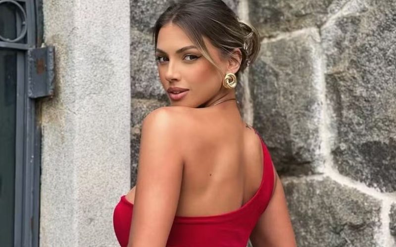 Modelo é presa