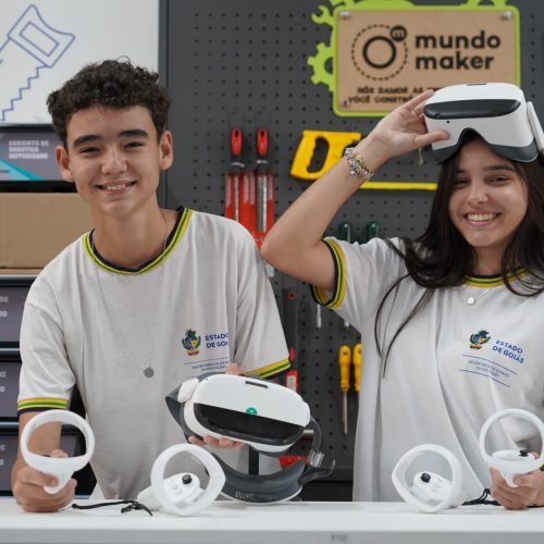 Rede estadual recebe ferramentas tecnológicas e materiais de apoio para o Enem