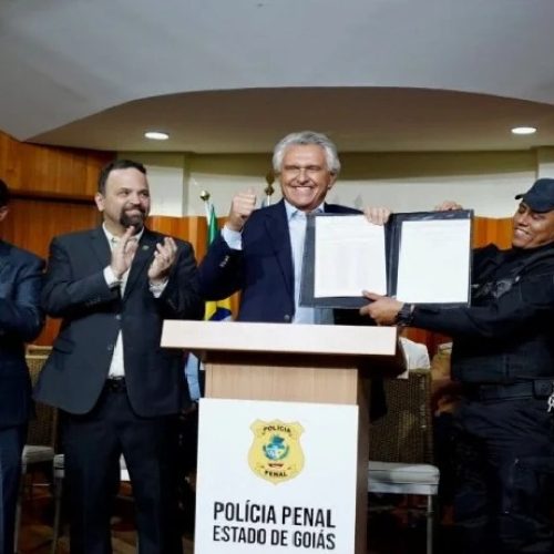 Caiado autoriza promoção de mais 229 policiais penais
