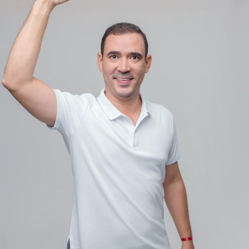 Vicentinho assume liderança em nova pesquisa e consolida crescimento na disputa pelo Governo