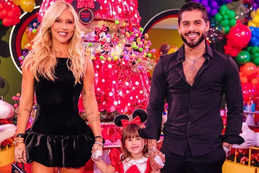 “Voltem”: pedidos de fãs marcam fotos de Virginia e Zé Felipe